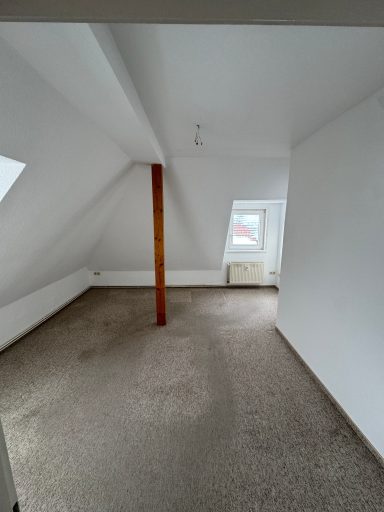 Entrümpelung Wohnung Wernigerode Wohnzimmer nach besenreiner Räumung